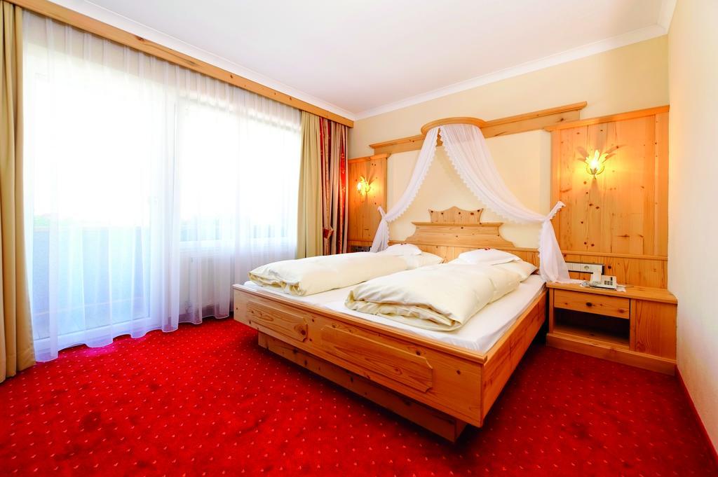Hotel Seefelderhof Зеефельд в Тироле Экстерьер фото